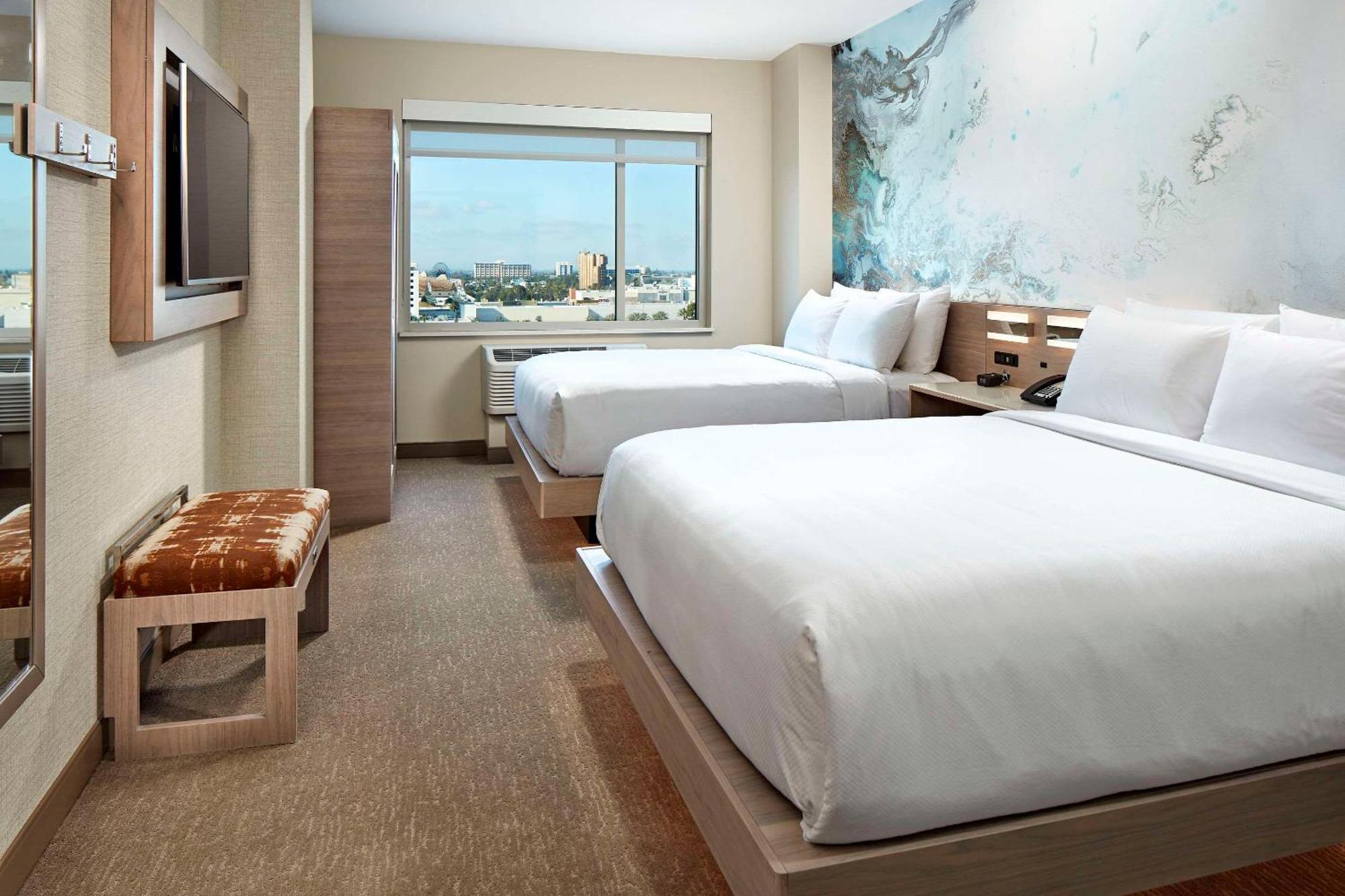 Cambria Hotel & Suites Anaheim Resort Area Exterior foto